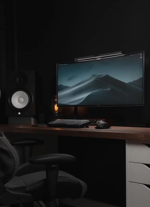 3 Minimalist Desk Setups 12 3 Minimalist Desk Setups