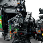 Конструктор LEGO Technic 42129 Полноприводный грузовик-внедорожник Mercedes-Benz Zetros — изображение 9