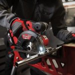 Аккумуляторная циркулярная пила по металлу Milwaukee M18 FUEL FMCS-502X — изображение 3