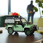 Конструктор LEGO Icons 10317 Внедорожник Land Rover Classic Defender 90 — изображение 9