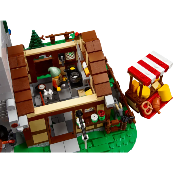 Конструктор LEGO Icons 10332 Средневековая городская площадь — изображение 6