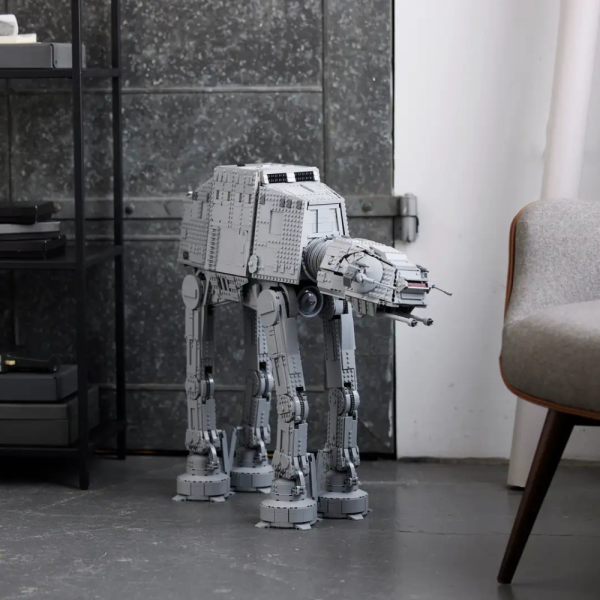 Конструктор LEGO Star Wars 75313 AT-AT — изображение 9