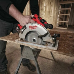 Аккуммуляторная циркулярная пила Milwaukee M18 BLCS66-0X 4933464589 без аккумулятора — изображение 4