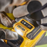 Аккумуляторная дрель-шуруповерт DeWalt DCD1007NT без аккумулятора — изображение 3