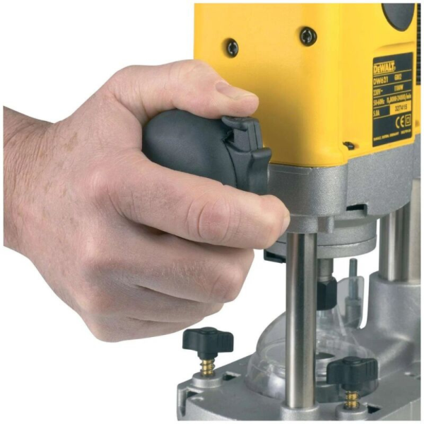 dewalt dw621kt1
