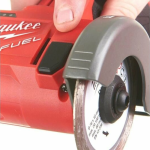 Аккумуляторная отрезная машина Milwaukee M12 FCOT-422X FUEL 4933464619 — изображение 3