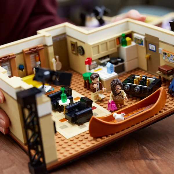 Конструктор LEGO Ideas 10292 Квартиры героев сериала Друзья — изображение 7