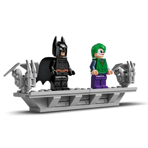 Конструктор LEGO Super Heroes 76240 Бэтмобиль Тумблер — изображение 5