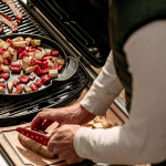 Газовый гриль Weber Traveler Gas Grill - Silver (9010069) — изображение 9