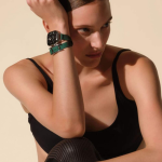 Кожаный двойной тонкий ремешок с пряжкой Hermes для Apple Watch 42mm Attelage Hapi Double Tour - Зеленый (Vert Moyen) — изображение 3