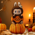 Фигурка POP MART Happy Halloween Party Series-Sitting Pumpkin Vinyl Plush Pendant — изображение 3