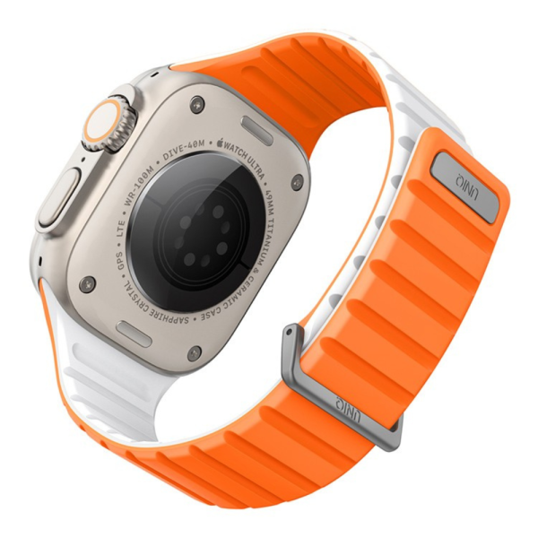 Uniq для Apple Watch 49-46-45-44 mm ремешок Revix EVO reversible Magnetic Amber Orange/White — изображение 3