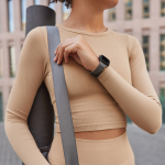 Uniq для Apple Watch 49/46/45/44 mm ремешок STRIDE DE FKM Rubber Charcoal/Red — изображение 4