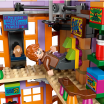 Конструктор LEGO Harry Potter 76422 Косой переулок: Волшебные хрипы Уизли — изображение 6