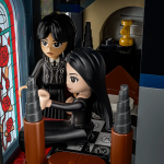 Конструктор LEGO Wednesday 76786 Коттедж Мортиши — изображение 9