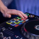 DJ-контроллер AlphaTheta XDJ-AZ — изображение 6