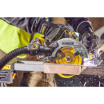 Аккумуляторная циркулярная пила DeWalt DCS573NT-XJ 5035048739532 — изображение 7